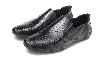 Нова лятна черна ежедневни обувки за мъже, Дишаща мъжки обувки от естествена кожа с шарките на алигатор, модни работна обувки за мъже